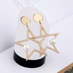 *BRIGITTA* Gold Star x Pearl Fashion Earrings